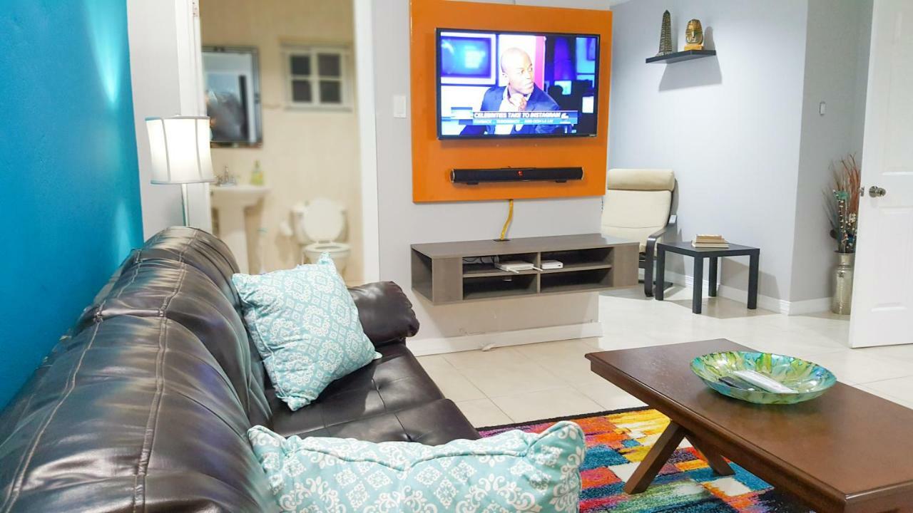 Donhead New Kingston Apt 3 المظهر الخارجي الصورة